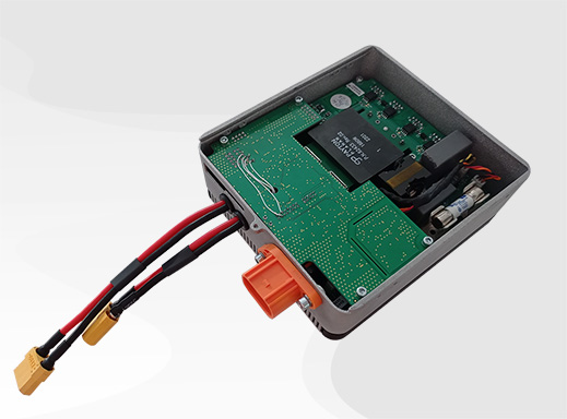 On-board DC/DC converter to power a drone at 24 V DC from a voltage of 900 V DC.